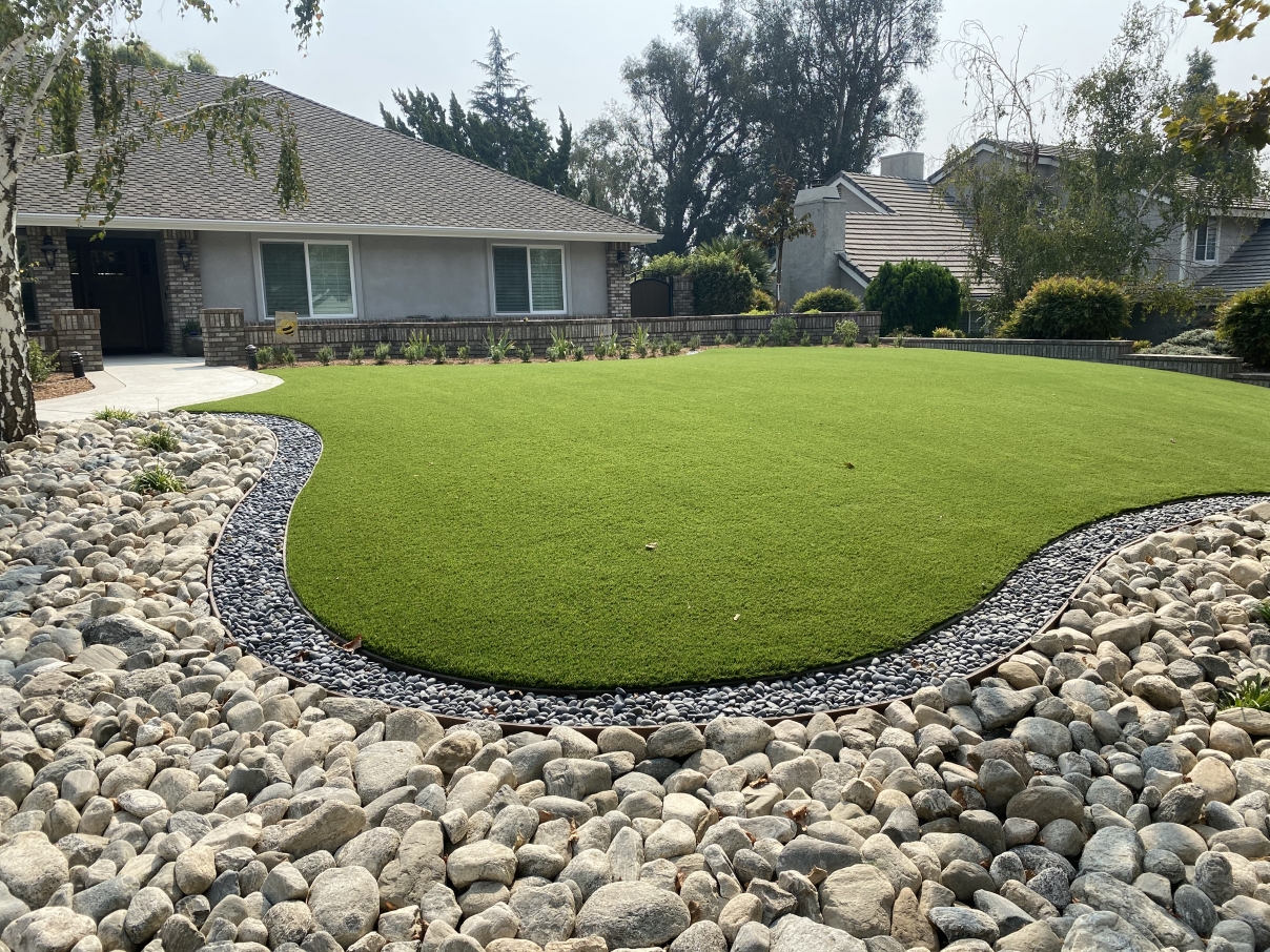 xeriscaped lawn